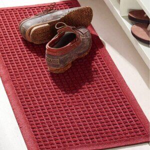 Like New Waterhog Boot Tray With Fabric Border Entryway Rug